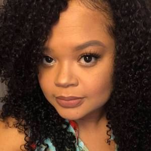 Meet your Posher, Adie